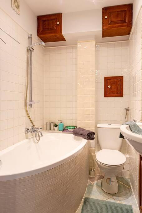 Апартаменти Cozy, Bright, Comfy Studio Next To The Old Town. Варшава Екстер'єр фото