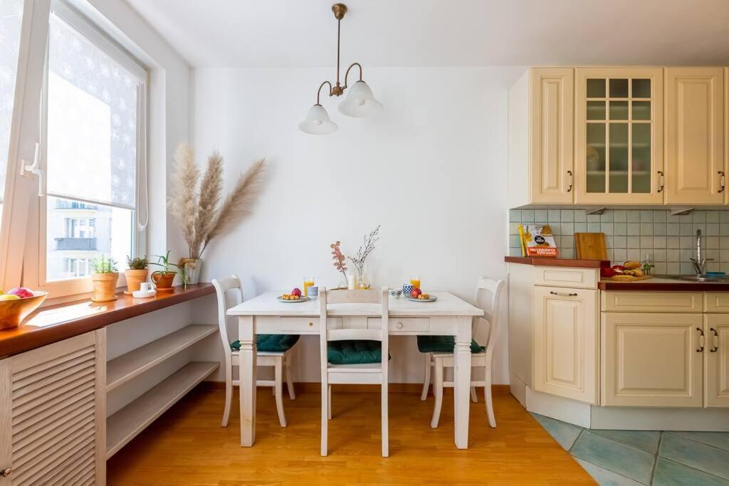 Апартаменти Cozy, Bright, Comfy Studio Next To The Old Town. Варшава Екстер'єр фото